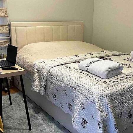 Charming Private Guest House Enfield Dış mekan fotoğraf