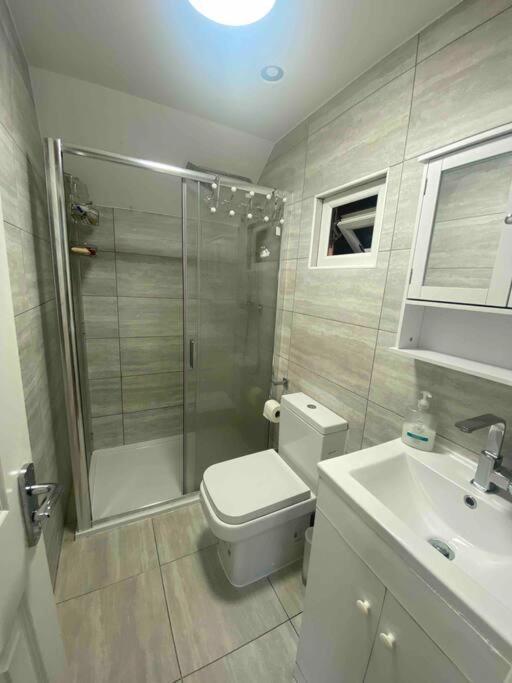 Charming Private Guest House Enfield Dış mekan fotoğraf